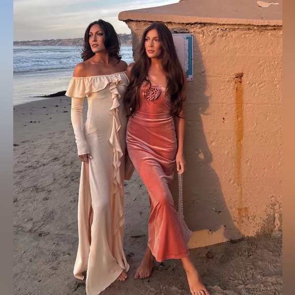 Reformation NEW Adalynn Knot Two Piece Light Pink Velvet Set Outfit Skirt Top M - Picture 3 of 10